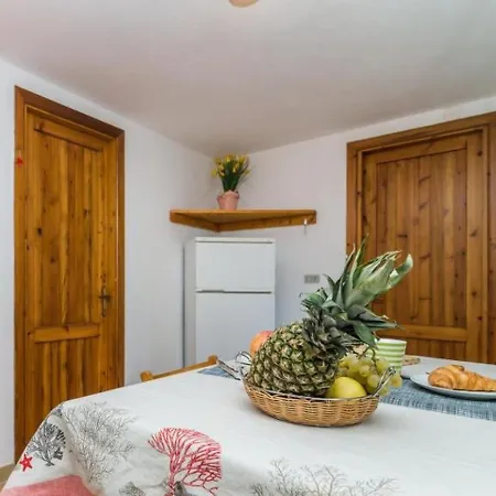 Daire Locazione Turistica Il Pineto 1 *