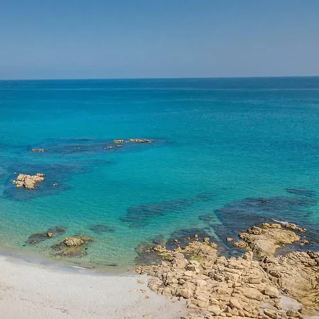 Daire Locazione Turistica Il Pineto 1 *